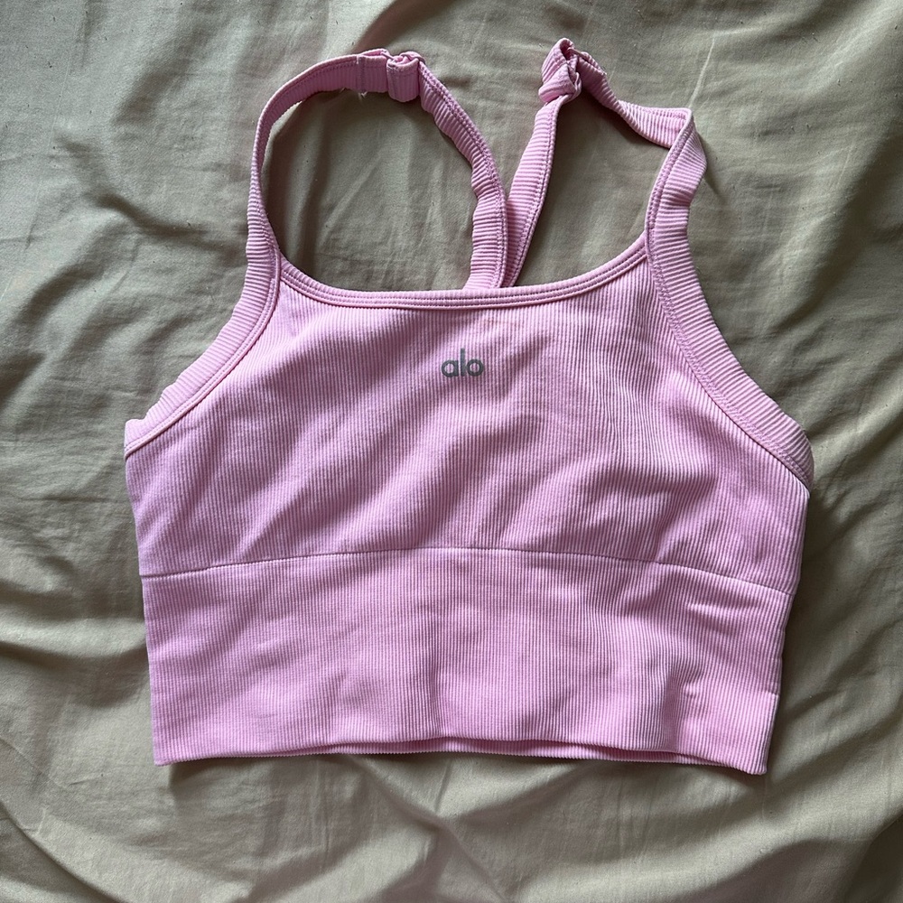 ALO Yoga Women's Pink Ribbed Sports Bra